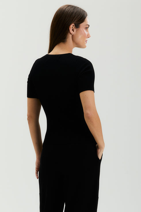 T-SHIRT TRICÔ PRETO