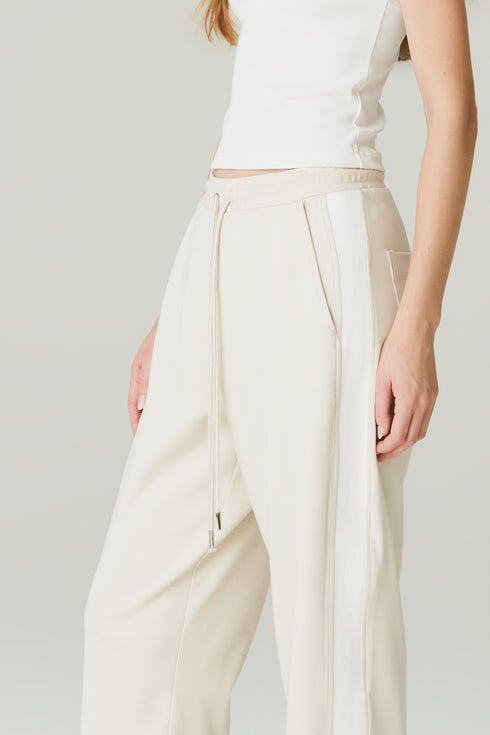 CALÇA MALHA FAIXA NATURAL/ OFF WHITE