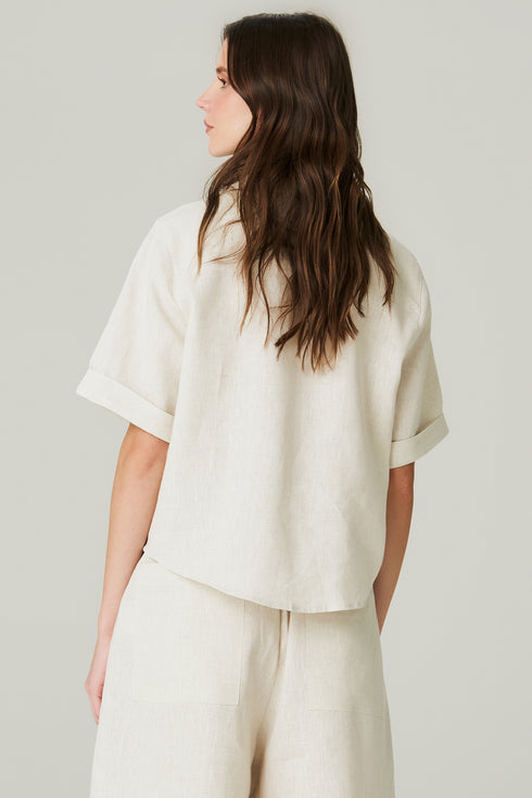 CAMISA LINHO MANGA CURTA BEGE