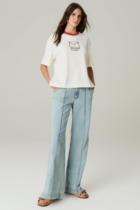 T-SHIRT OVER LETTER BRANCO