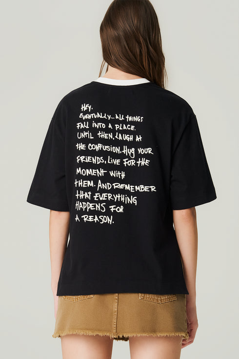 T-SHIRT OVER LETTER PRETO