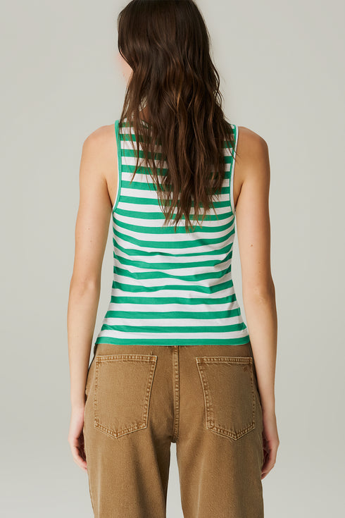 REGATA MALHA LISTRADA BRANCO PAMPAS