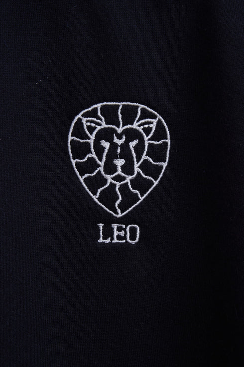 T-SHIRT SIGNOS PRETO/LEÃO