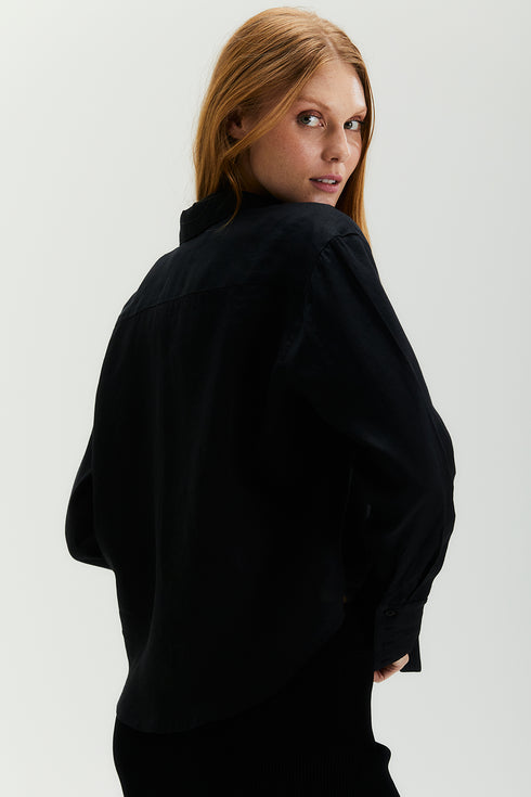 CAMISA RECORTE MANGA LONGA PRETO