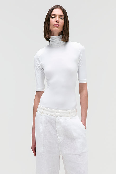 BLUSA GOLA ALTA OFF WHITE