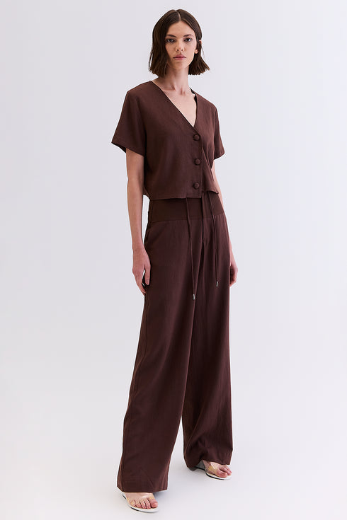 BLUSA DECOTE LINHO MARROM