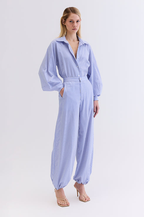 CALÇA LISTRADA AZUL COM OFF