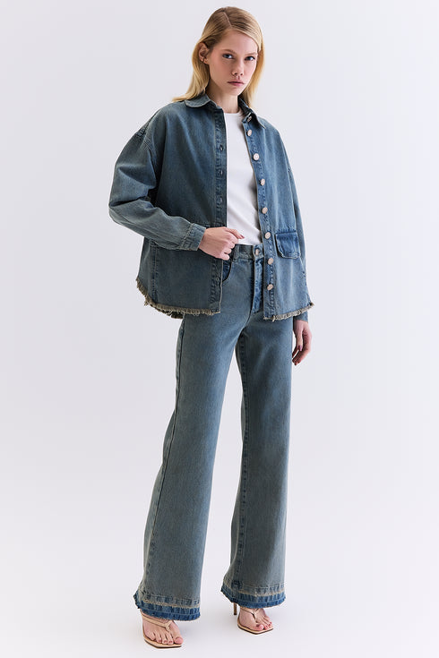 CAMISA AMPLA BOLSOS AZUL ESVERDEADO