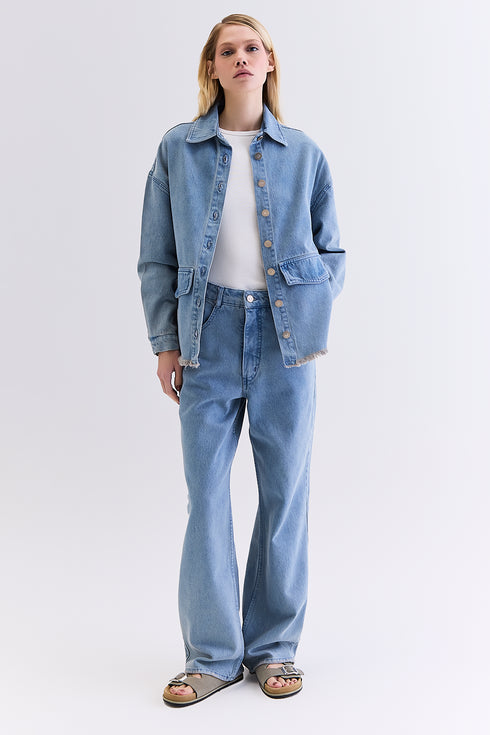 CAMISA AMPLA BOLSOS AZUL CLARO