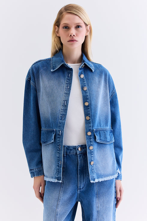 CAMISA AMPLA BOLSOS AZUL MÉDIO