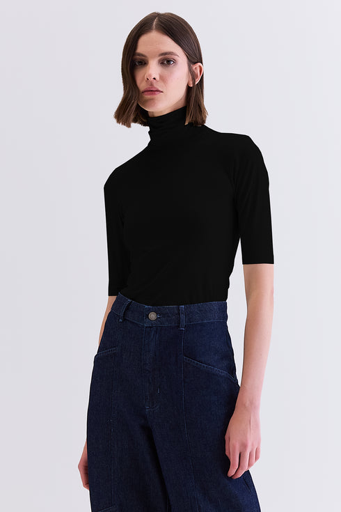 BLUSA FLUIDO MANGA CURTA PRETO