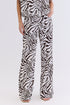 CALÇA SARJA ZEBRA MARROM COM OFF