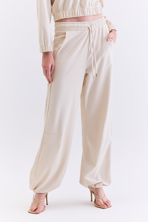 CALÇA AJUSTE NA BARRA NATURAL