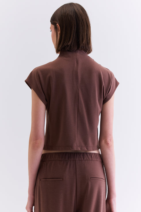 BLUSA GOLA ALTA CHOCOLATE