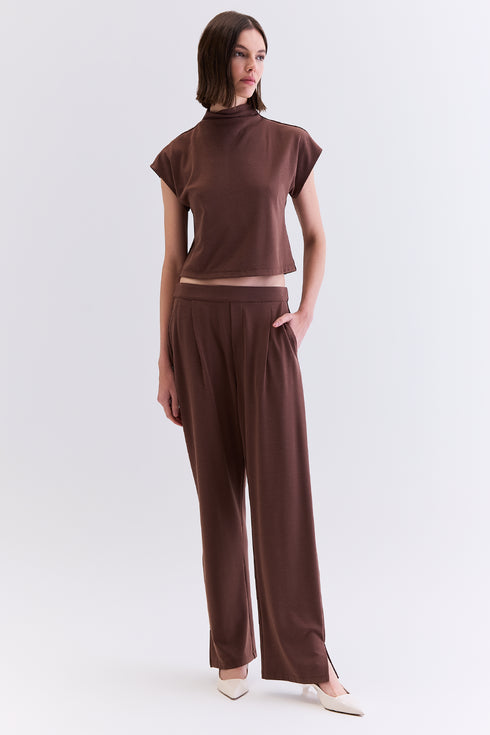 BLUSA GOLA ALTA CHOCOLATE