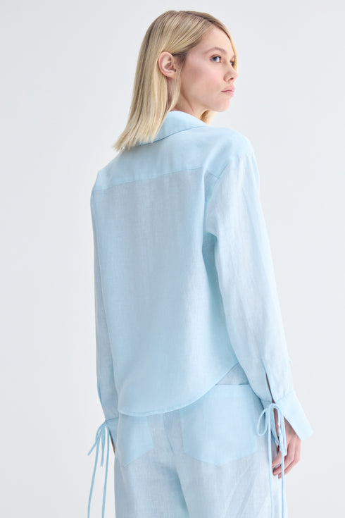 CAMISA BÁSICA AZUL CLARO