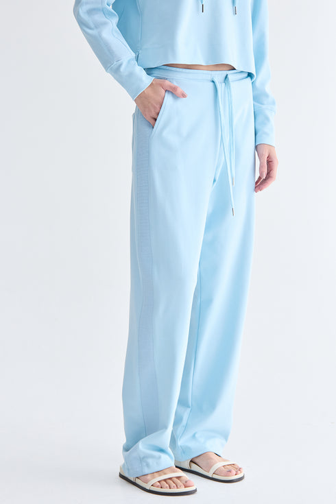 CALÇA RETA FAIXA AZUL CLARO