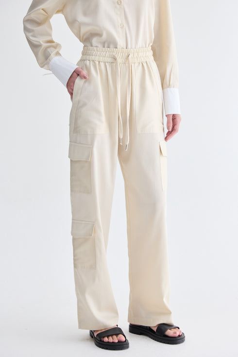 CALÇA AMARRAÇÃO BEGE