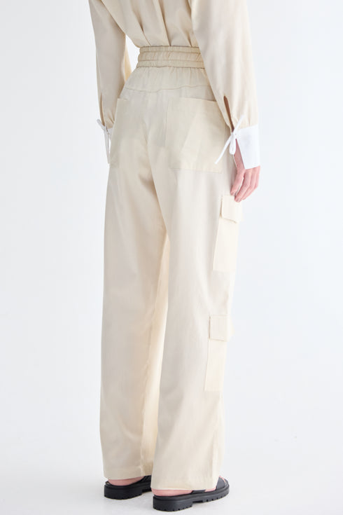 CALÇA AMARRAÇÃO BEGE