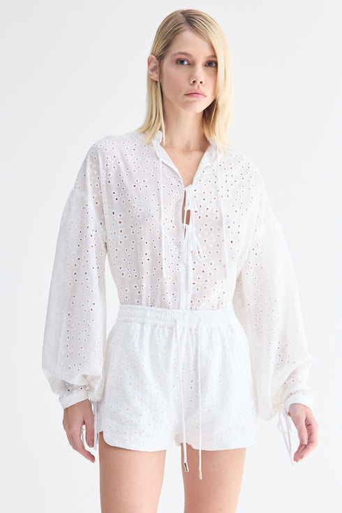 SHORTS BORDADO BRANCO