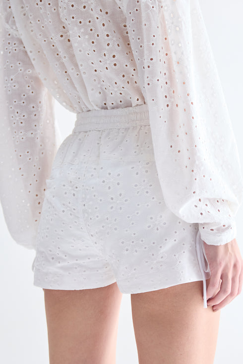 SHORTS BORDADO BRANCO