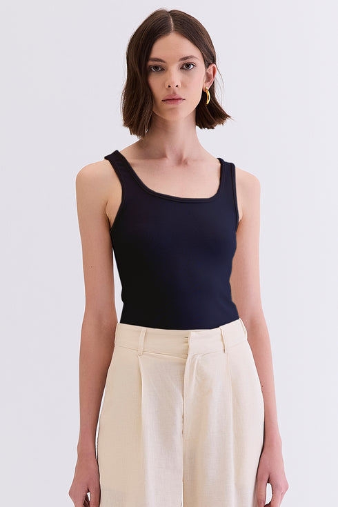 REGATA DECOTE CANELADO MARINHO