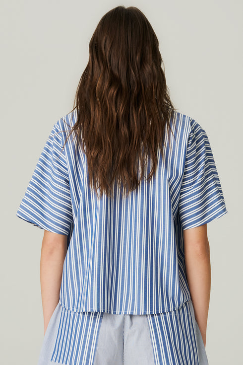 CAMISA MANGA CURTA LISTRADA MARINHO