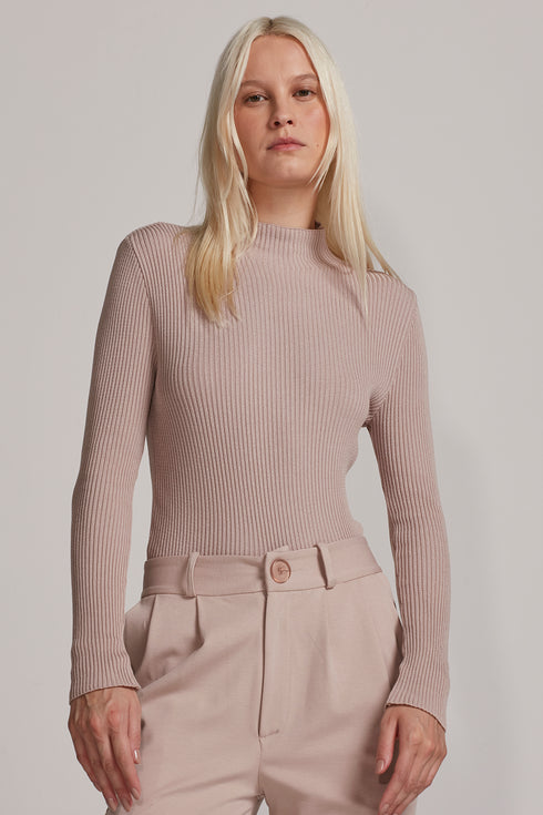 BLUSA TRICÔ GOLA ALTA BEGE