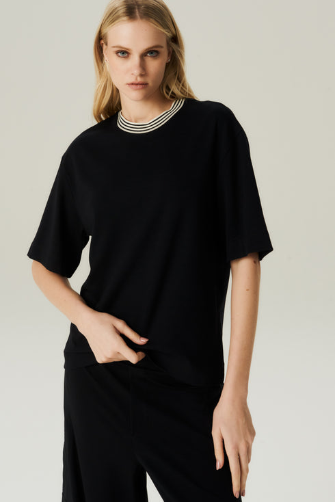 T-SHIRT MALHA PRATS PRETO