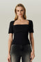 BLUSA FLUIDA DECOTE PRETO