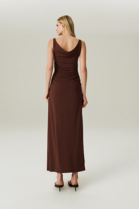 VESTIDO FLUIDO DEGAGÊ MARROM