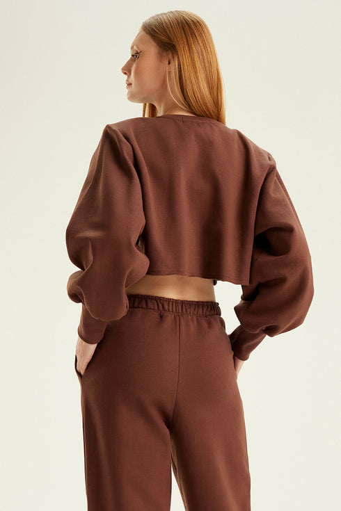 CROPPED SHOULDER PAD MARROM