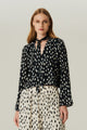BLUSA LAÇO GGT ESTAMPADO PRETO