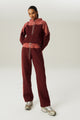 CALÇA JOGGER COM NYLON VINHO